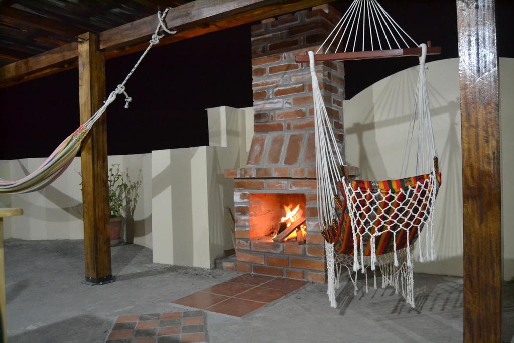 Mashy'S Hostal Отавало Экстерьер фото