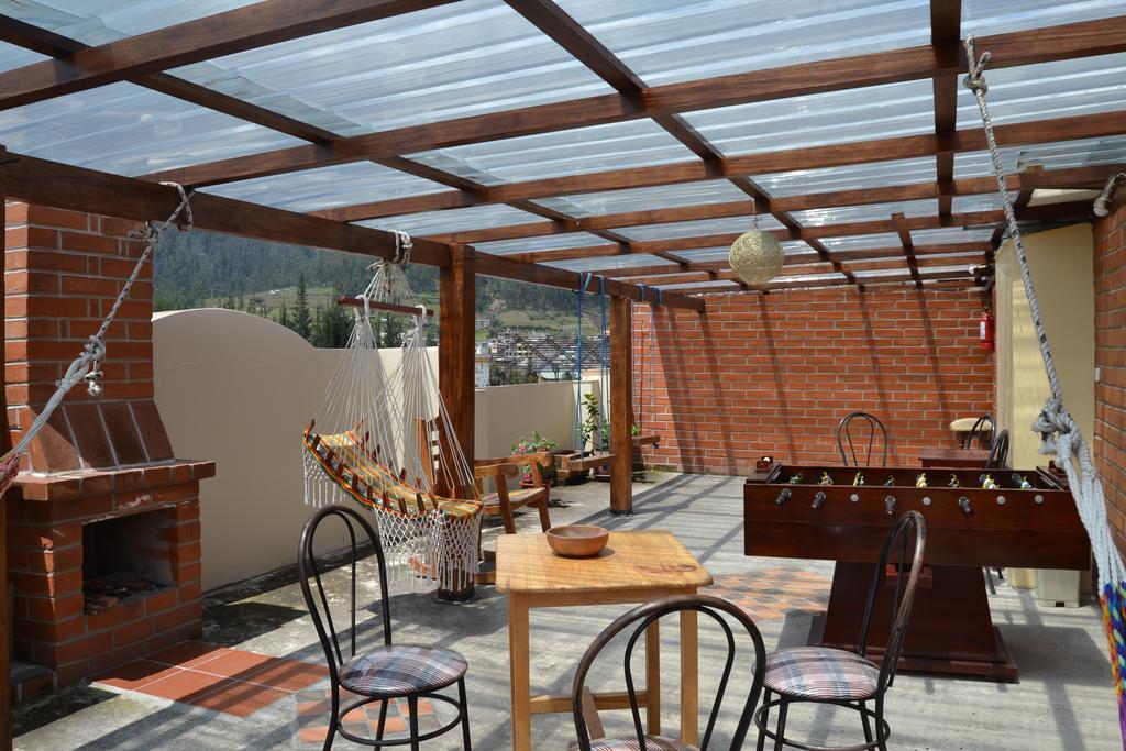 Mashy'S Hostal Отавало Экстерьер фото
